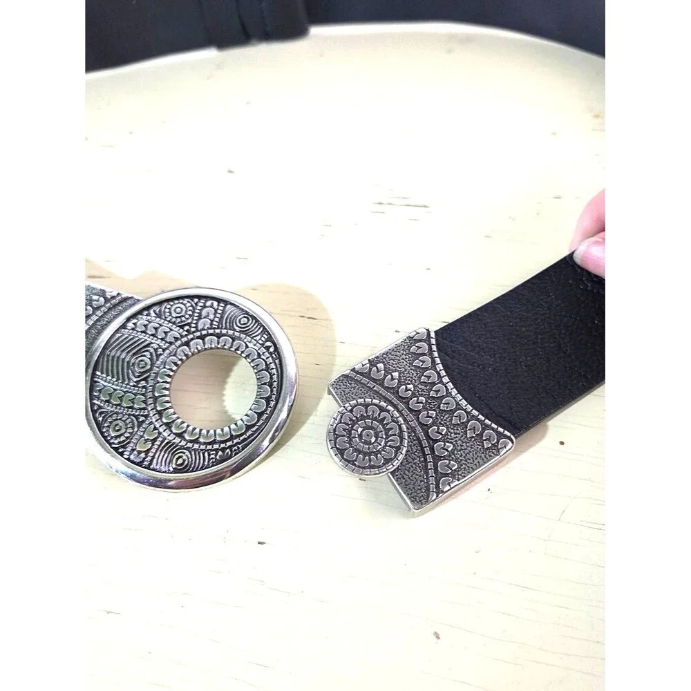 Chico’s Black Leather Belt Silver Tone Boho Hippie Round Buckle Women S/M